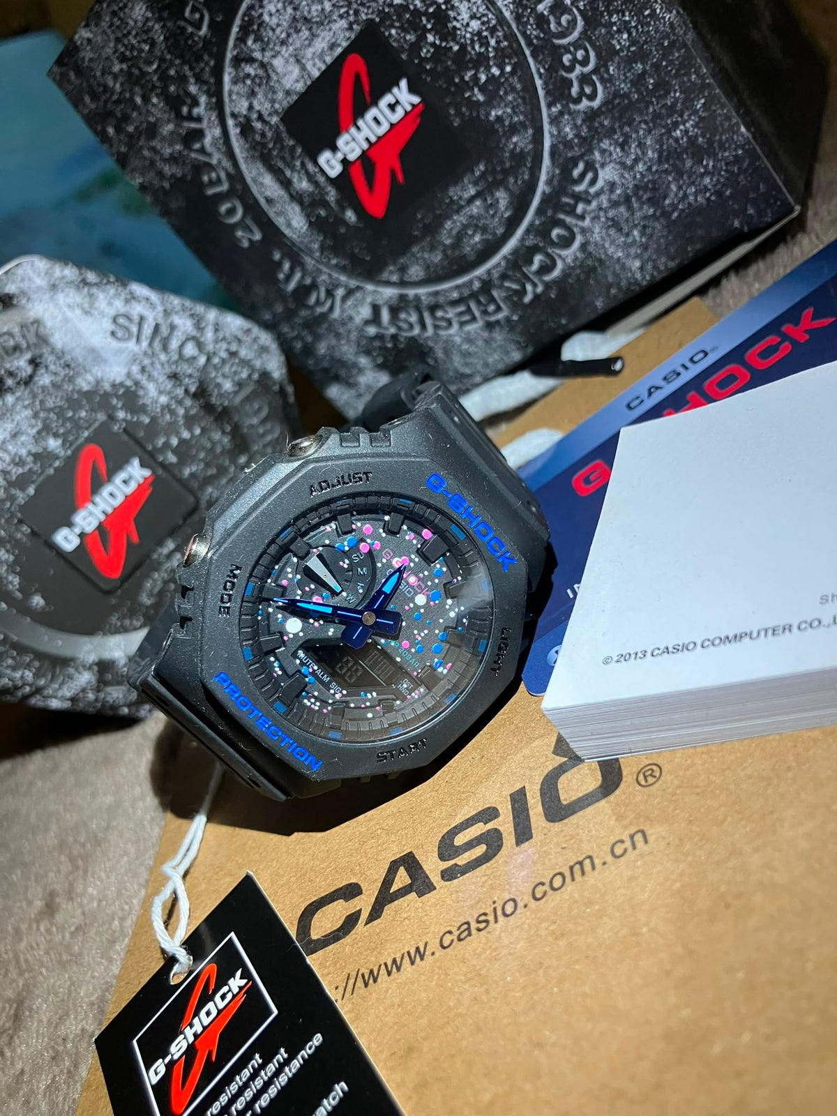 GA-2100 Confettis