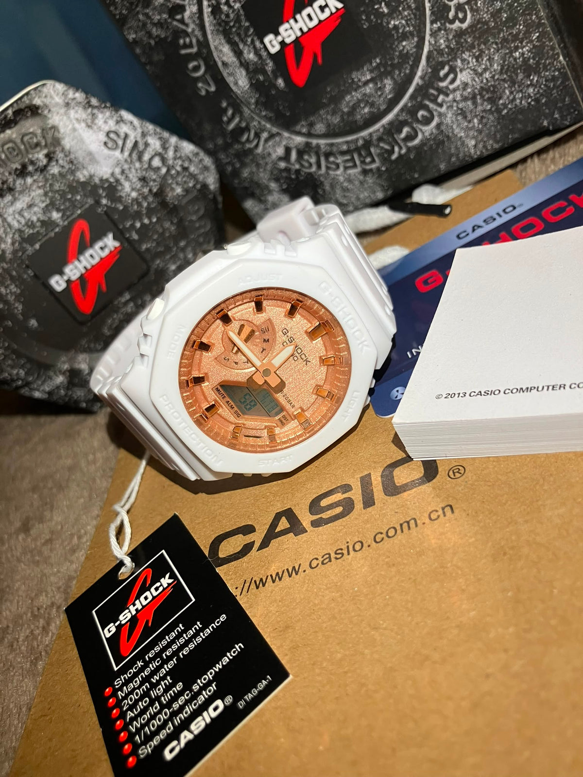 GA-2100 Blanc & rose gold