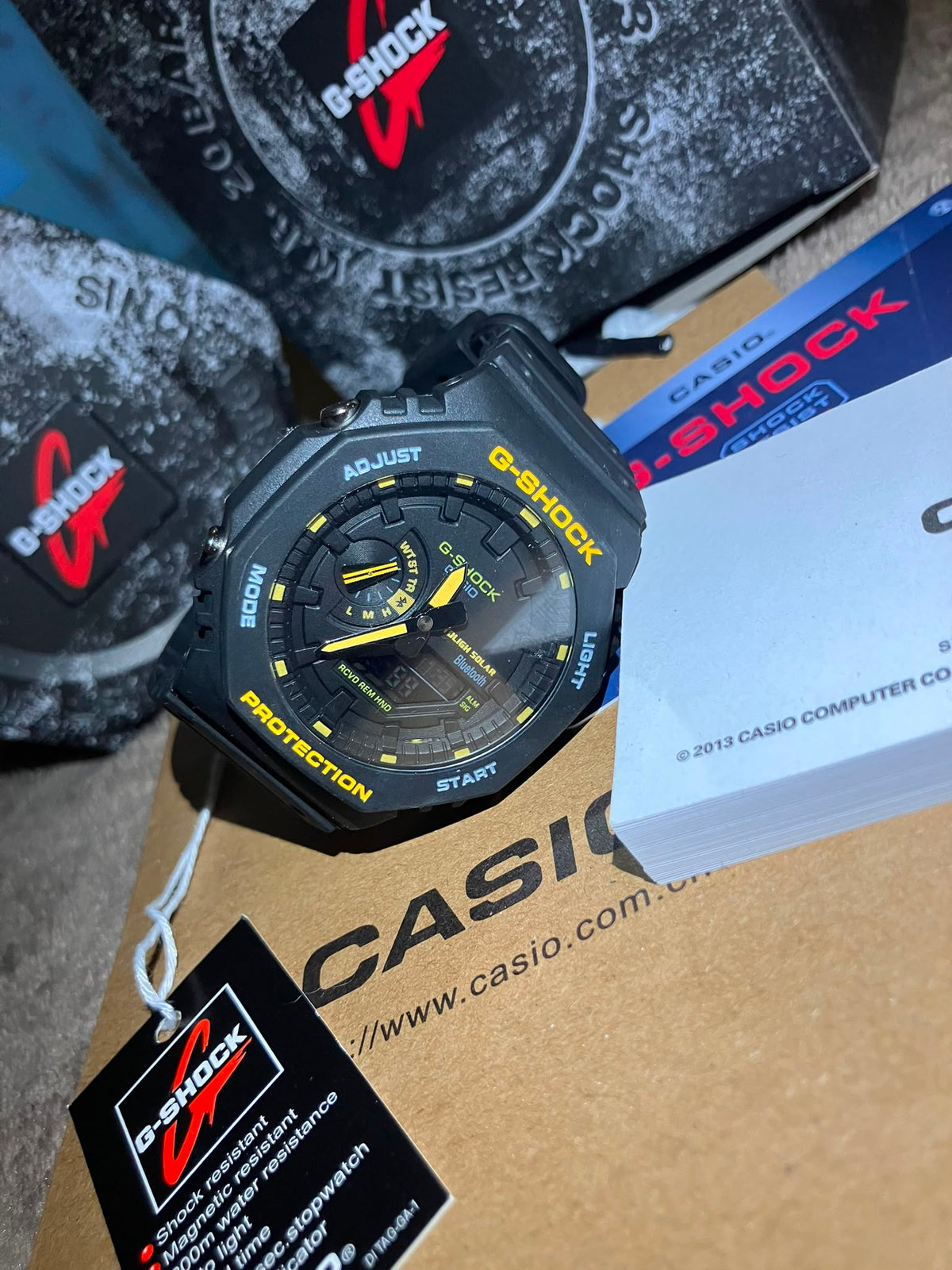 GA-B2100 Noir & jaune Bluetooth
