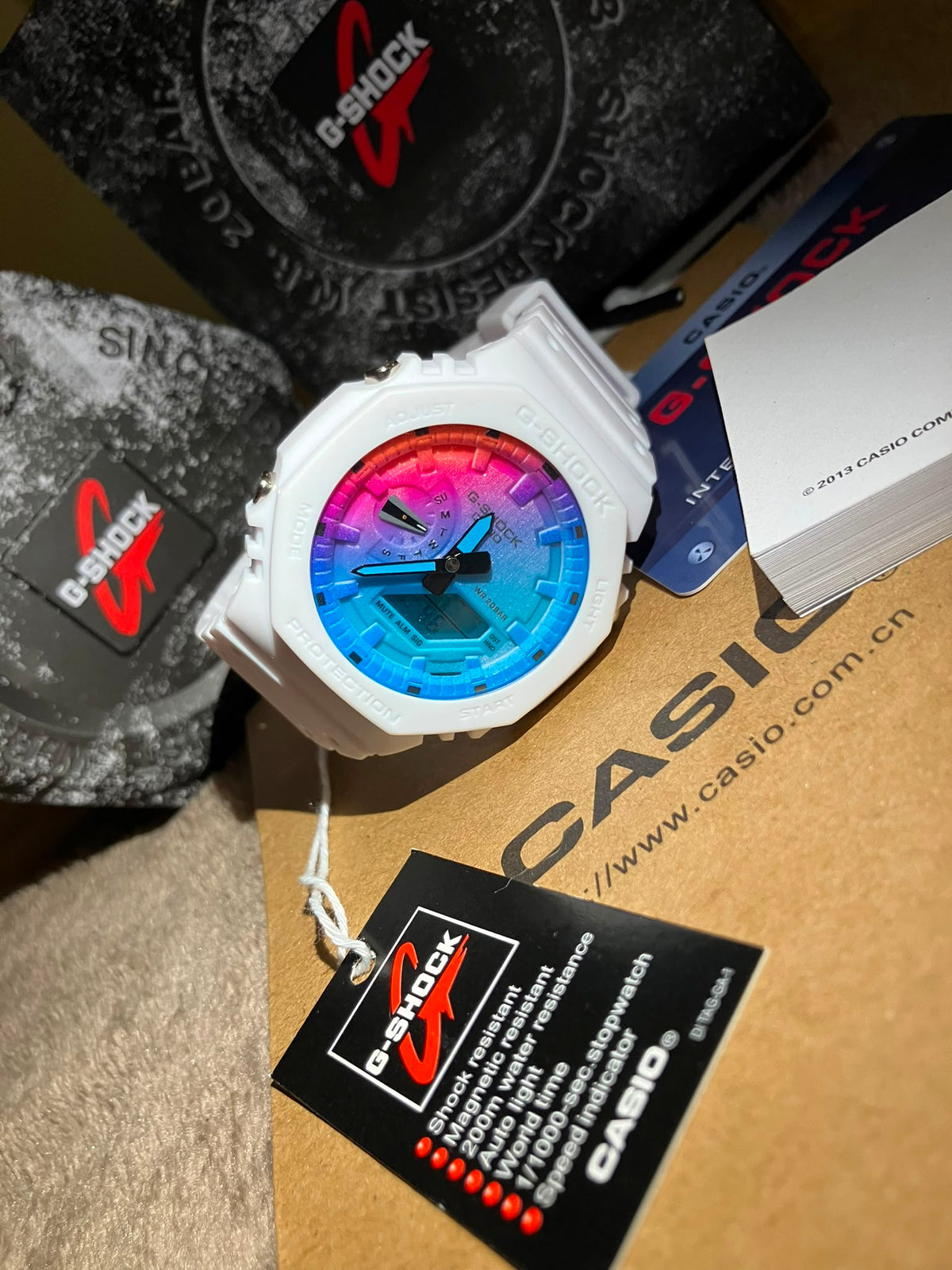 GA-2100 Blanc sunset