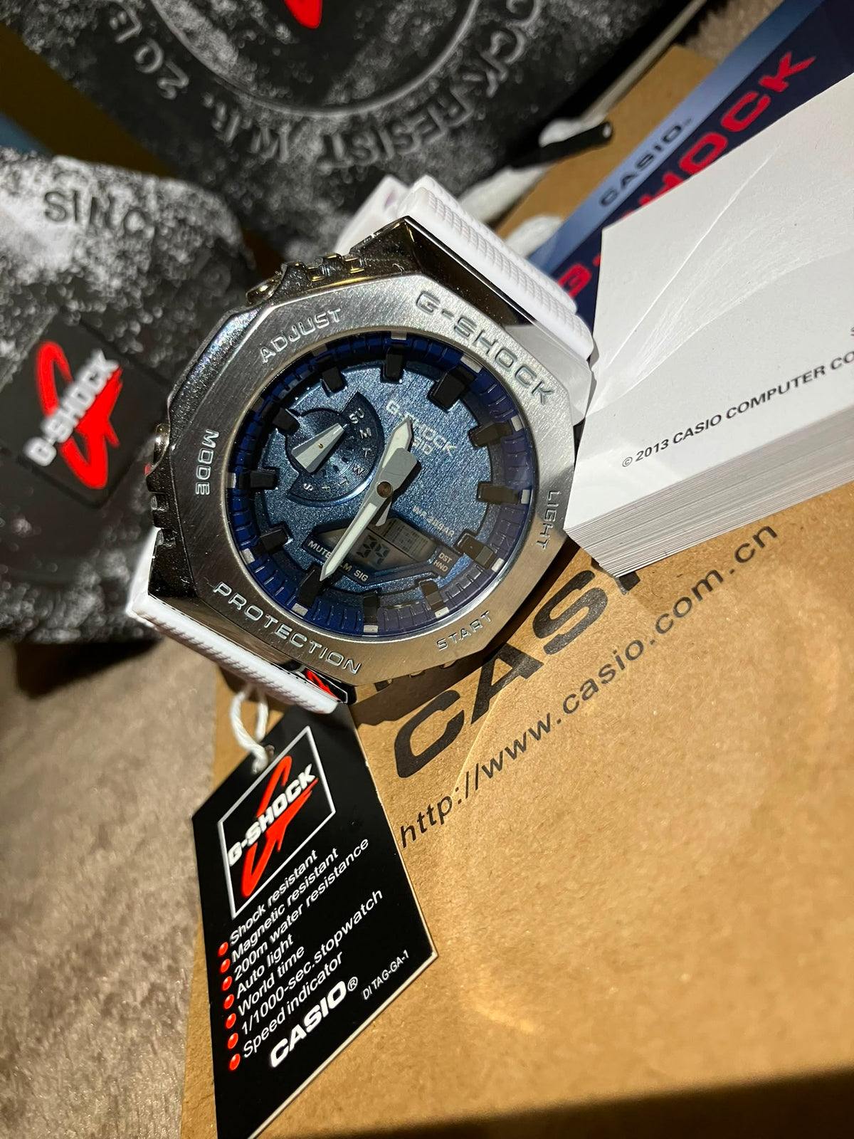 GA-2100 Argent & bleu
